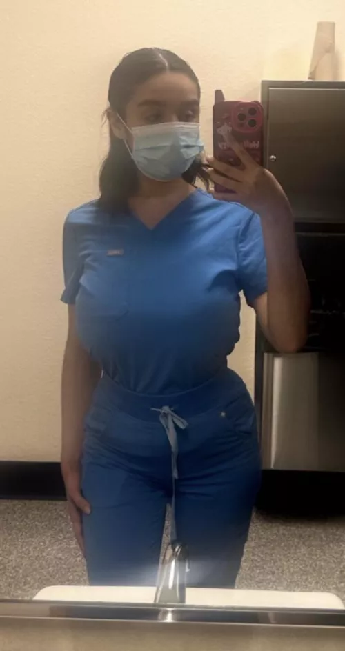 Her bust keeps growing by every picture 