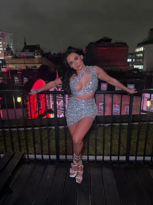 I hope to god my boss doesn’t see this :/