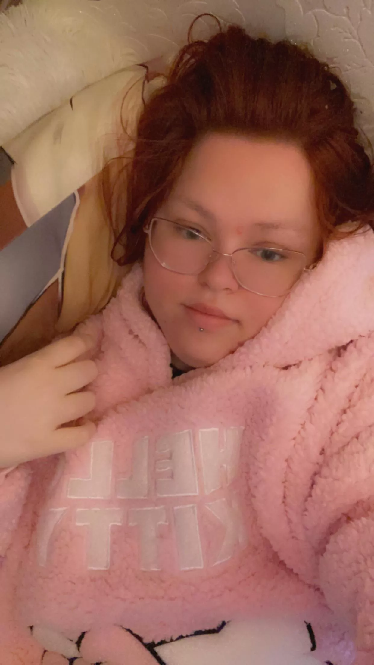 I just woke up from my Sleep and im still tired 🥱.