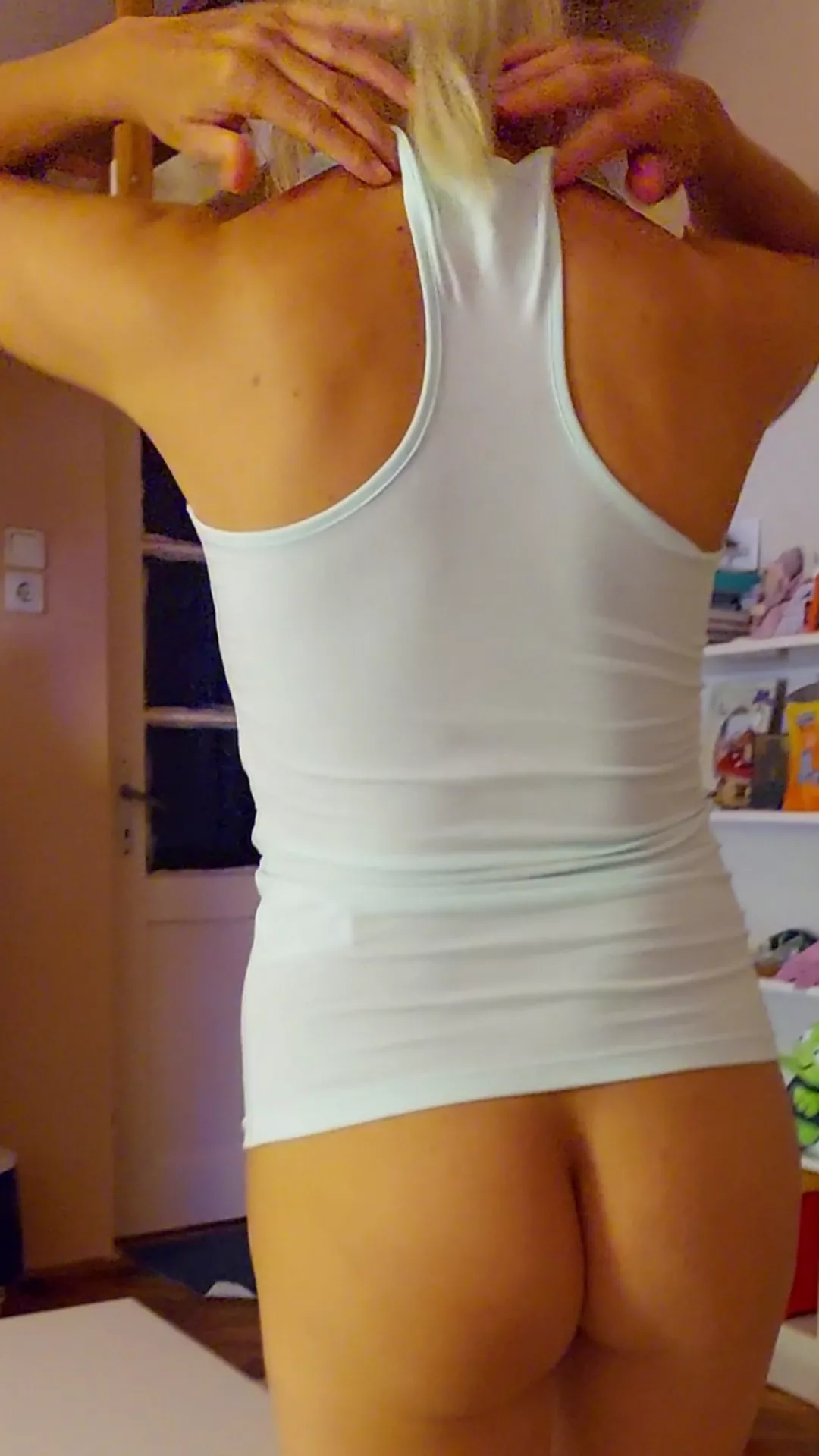 Looking for Ladys...