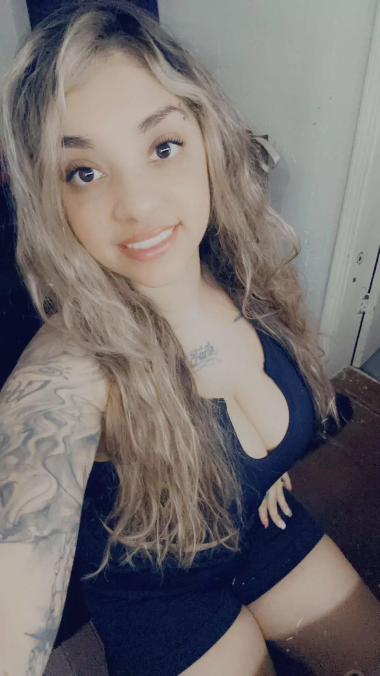 Smile babe, life ain't so bad 