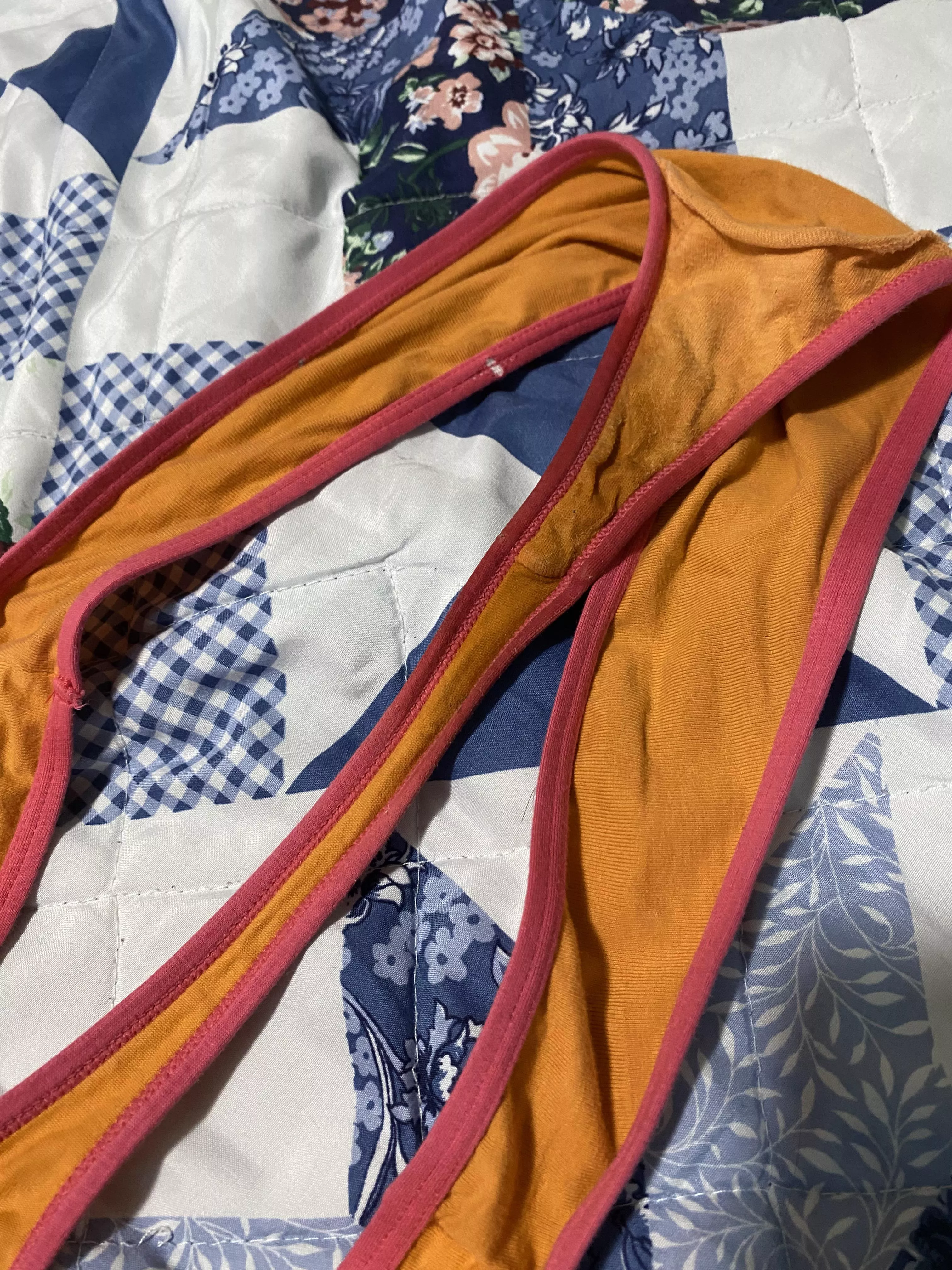 The day mommy had 4 orgasms and possibly squirted a little. 