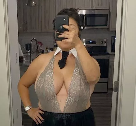 Thick but submissive, how is that for a combination