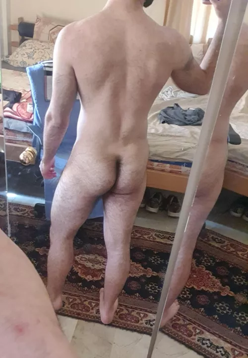 would love a roommate lol