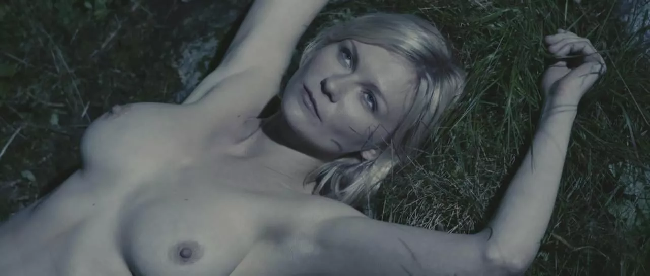 Kirsten Dunst - Melancholia (2011)