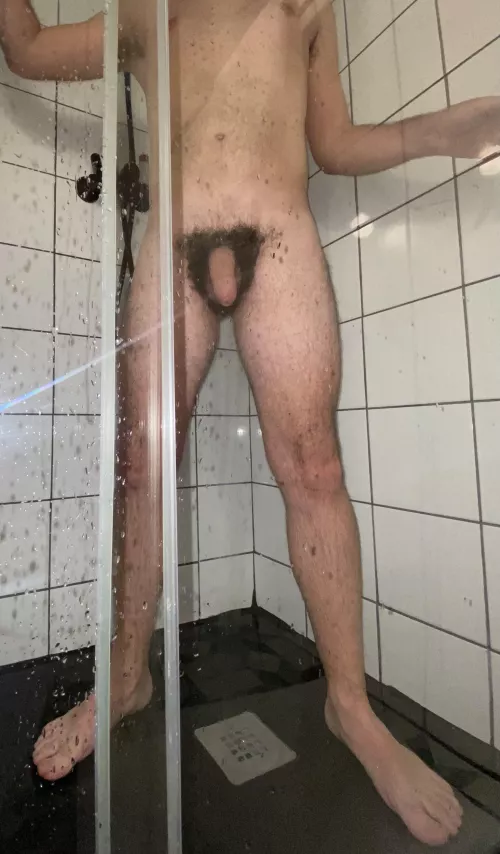Surprised in the shower by a friend... didn’t have time for covering my privates. I was really worried because he took a pic of the moment 😩