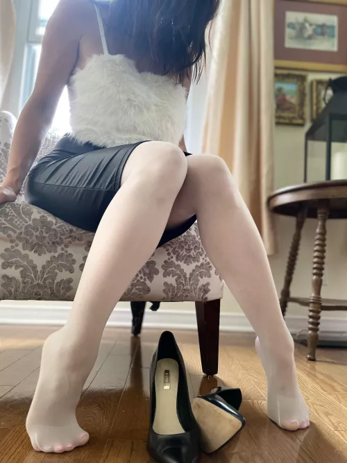 White hose and pink toes 