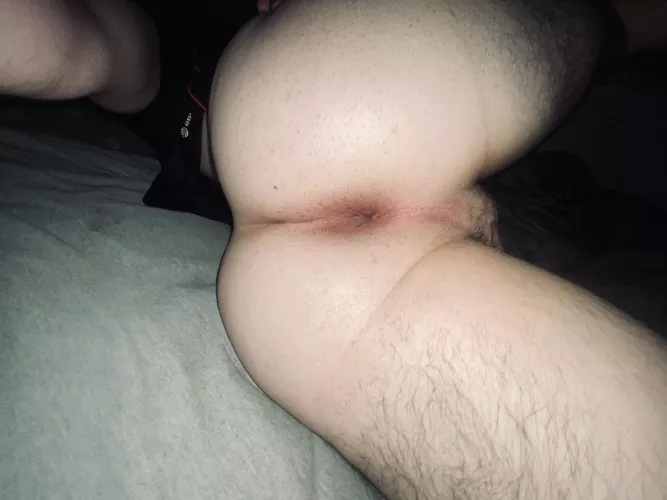 [23] Would you play with me?