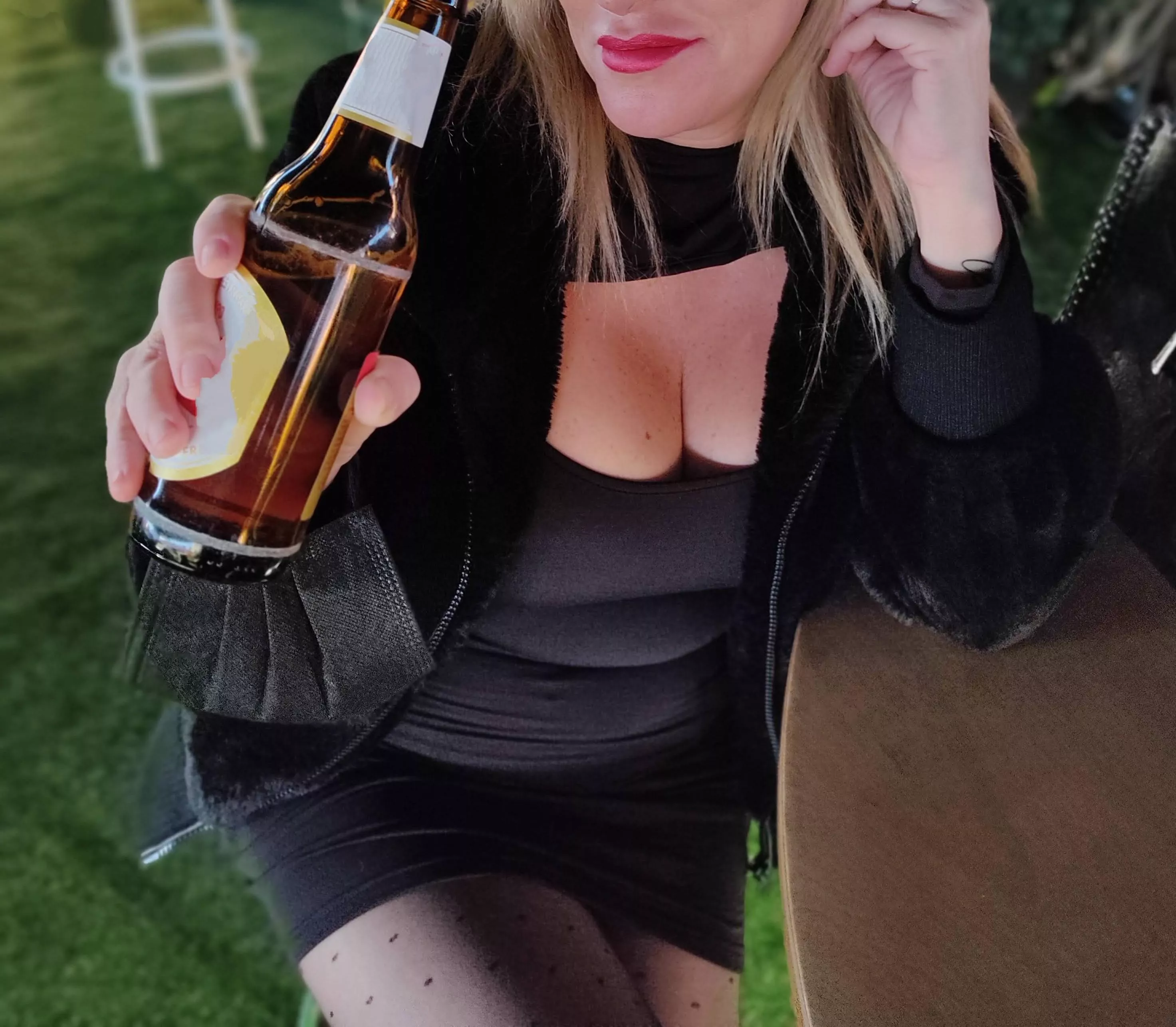 (f) I invite you to a beer, Milf 49yo 