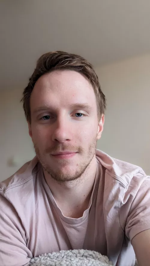 Hair is getting messy. What kind of haircut should I get?