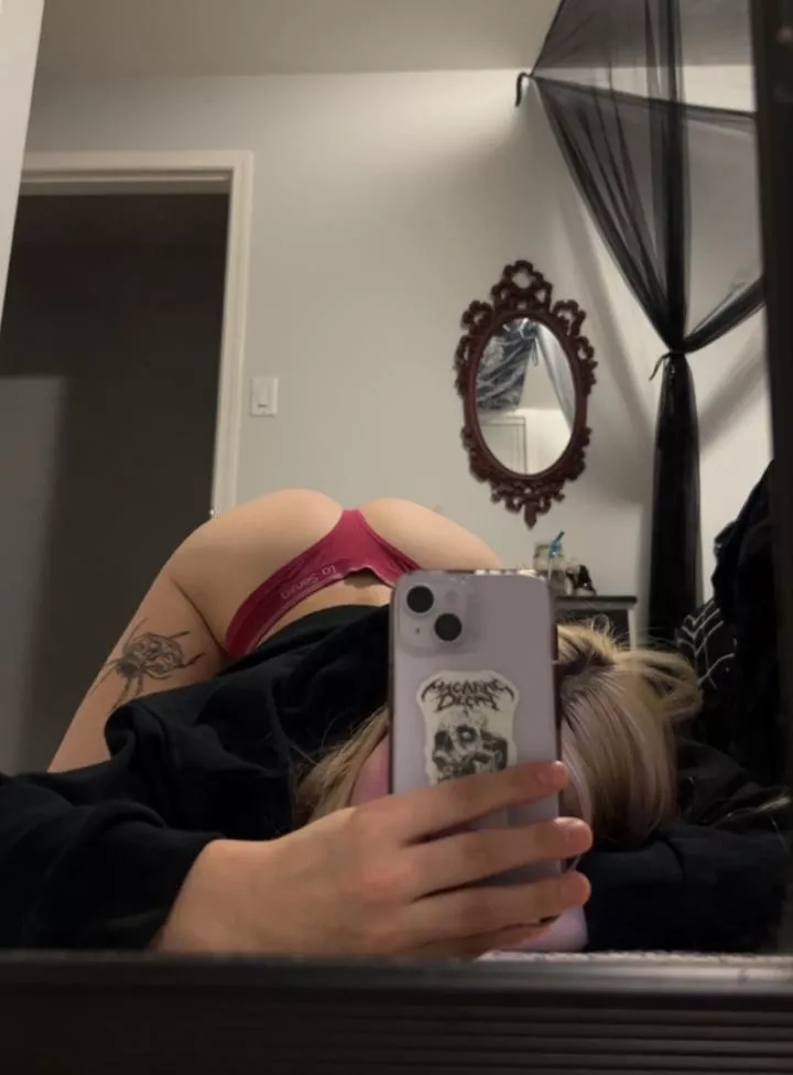 I used to take a lot of mirror pics like this one