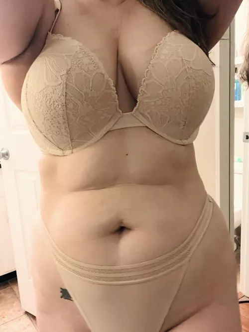 If I show you my bra and panties will you jerk off for me