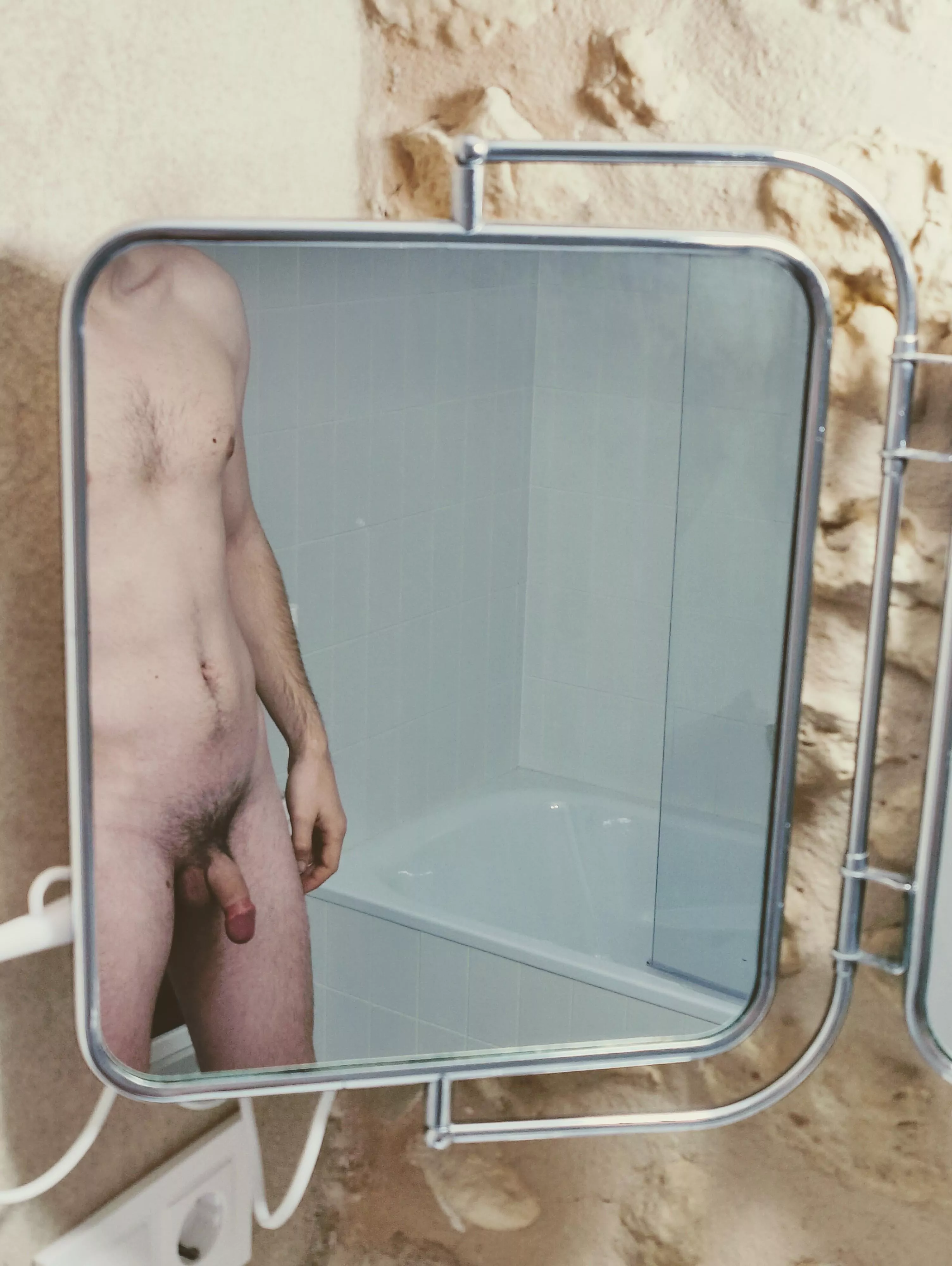 (m) 🫣 A bit pale but 🤷🏻‍♂️