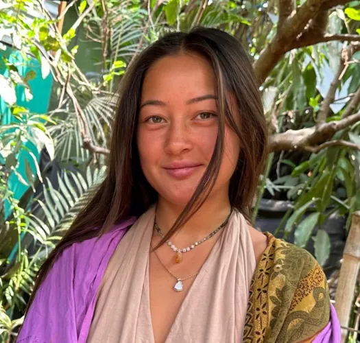 Vietnamese and German