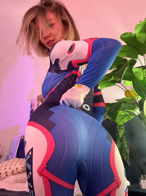 are you readu to play witj D.va? [F]