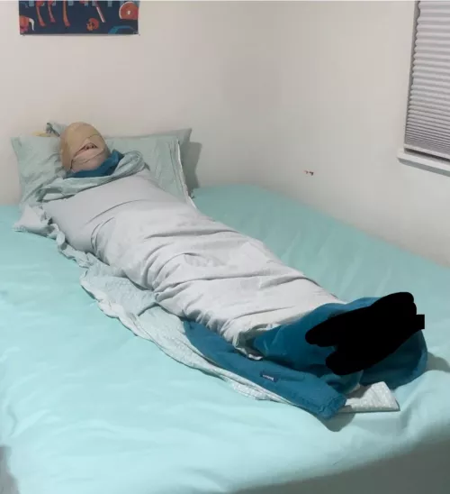 Best I can do with my bed sheets 🤭