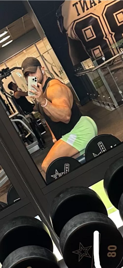 Can you see my jock?