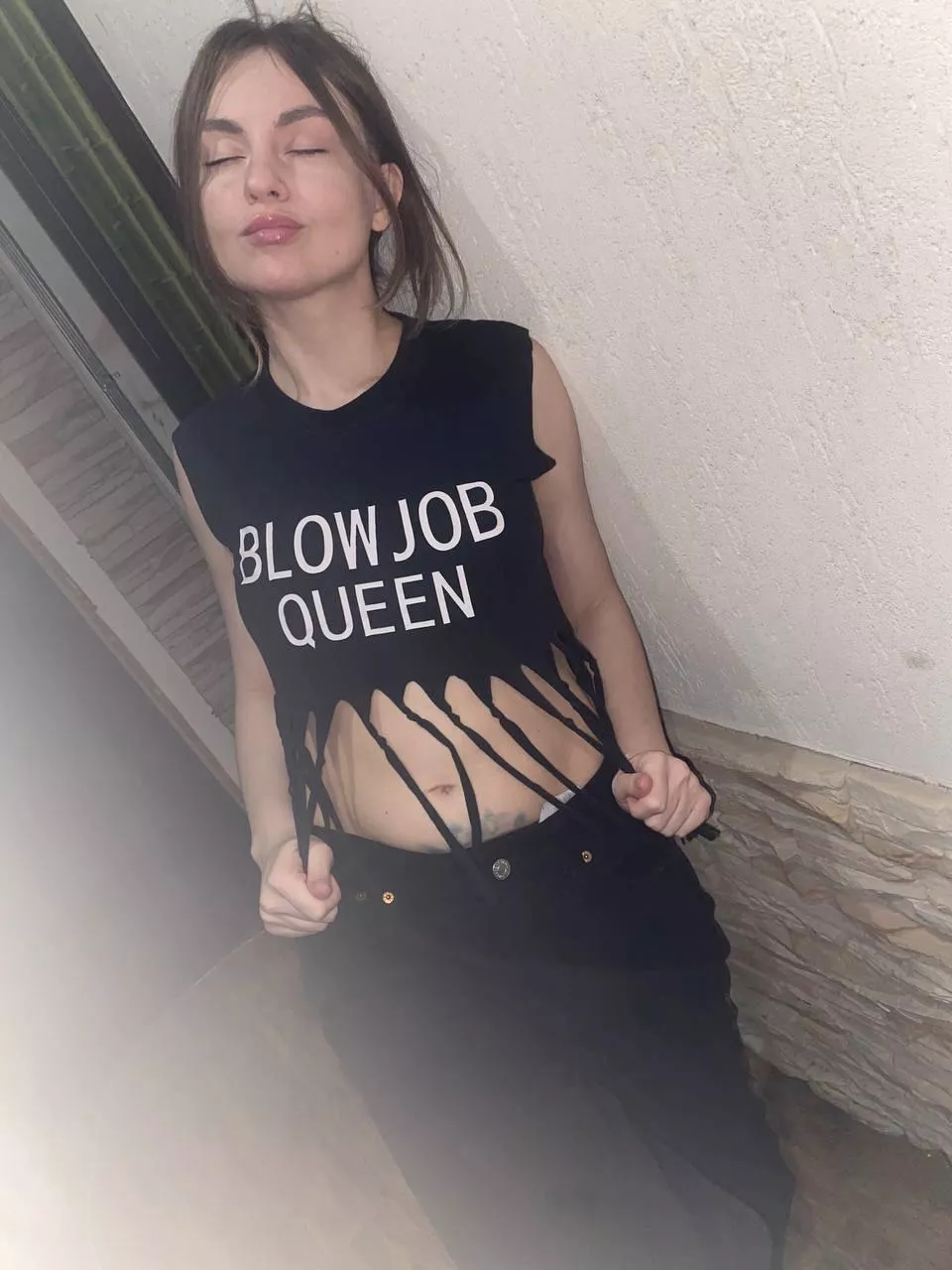 I’m suck like Queen! Soooo join my show tonight!!!