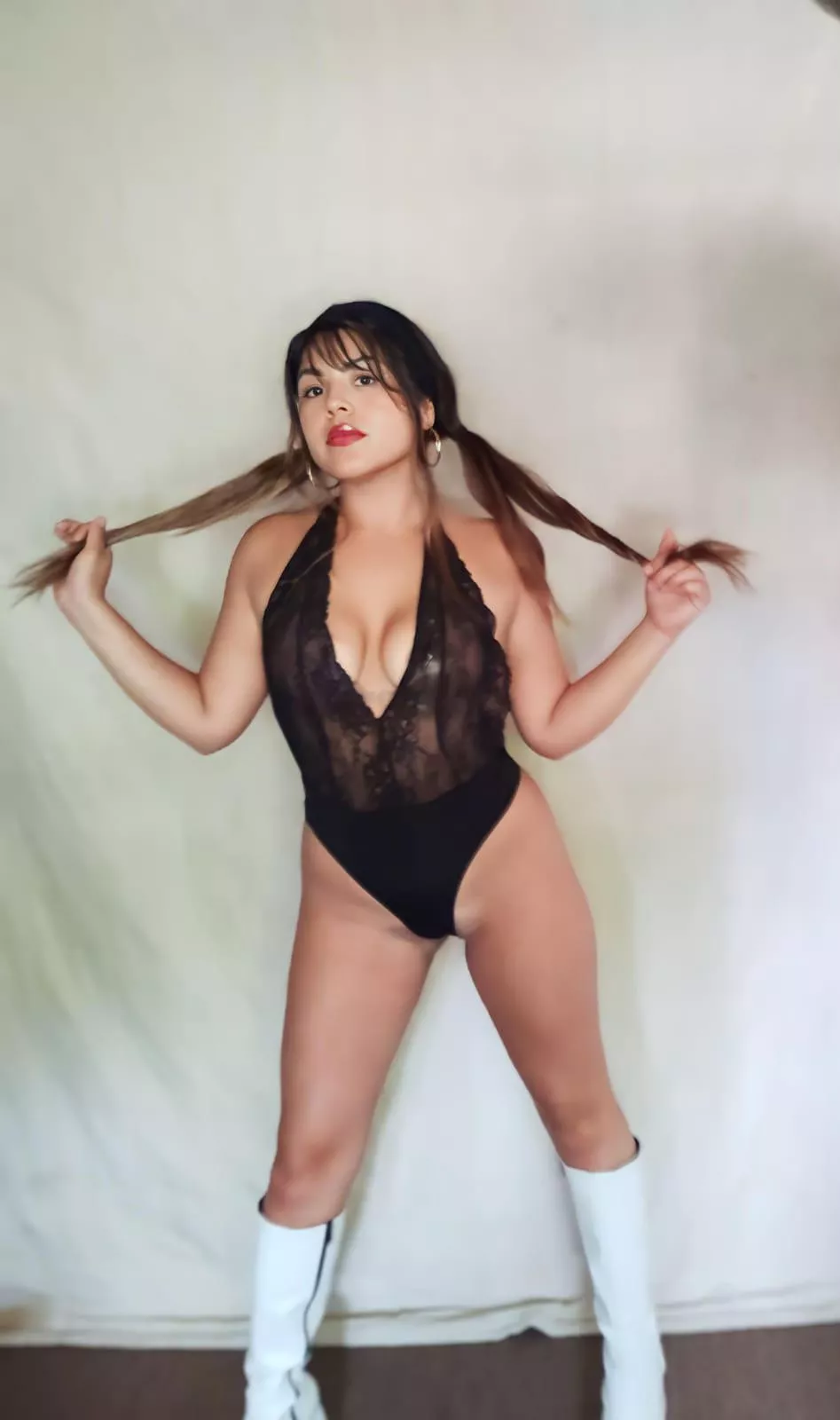 Tell me what you want to wrap in these pigtails