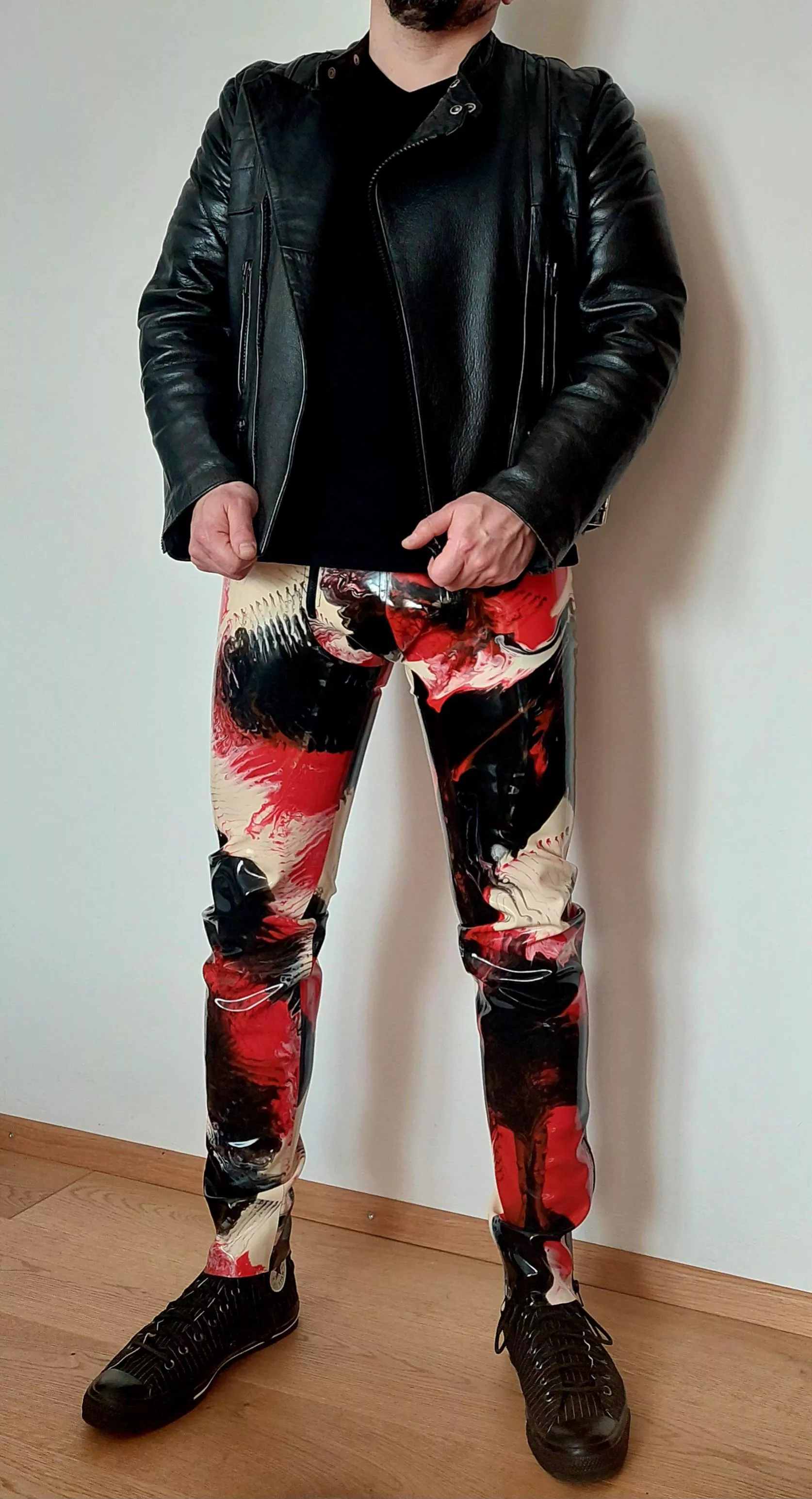 tight guild pants x mamorized latex