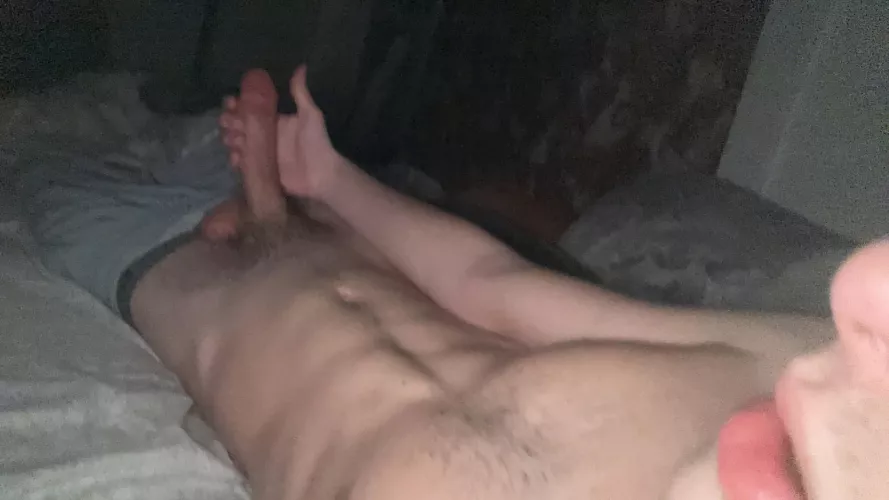 18 m anyone wanna expose me? Dm