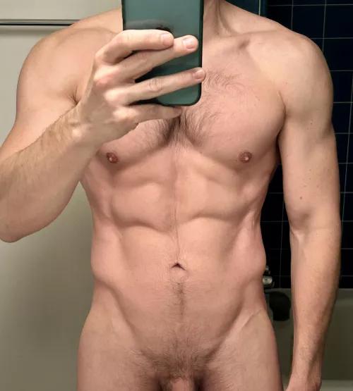 42 M fit married suburban dad who is straight af irl but Reddit makes me bi af LOL. Bored and horned af at work this morning. Hit me up with ASL for snap.