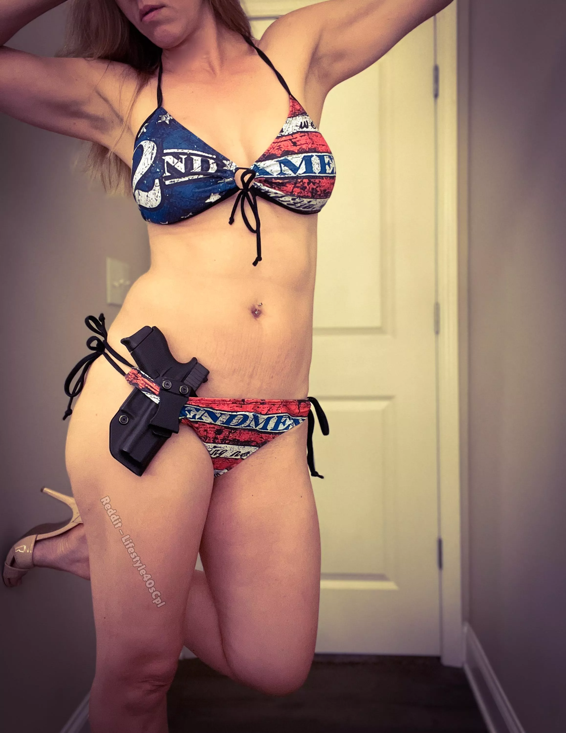 A Girl & Her Glock (43 to be Exact)