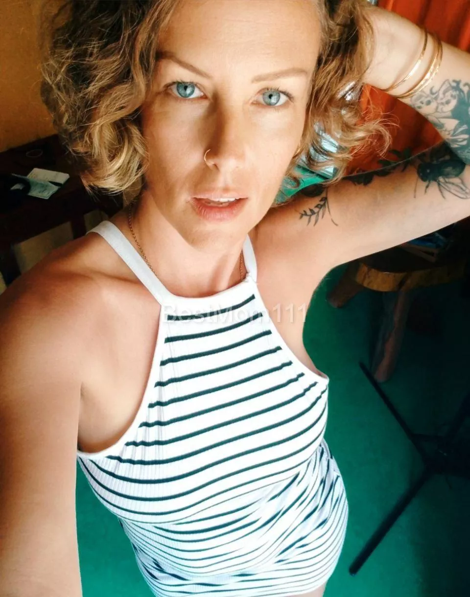 Best Mom (@itsbreastmom)