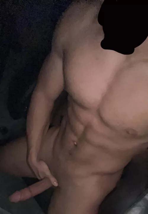 Bwc deserves to be sucked 🙃