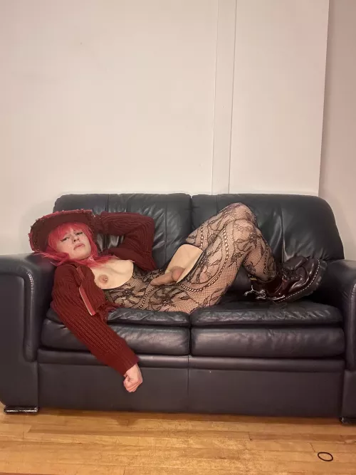 Do you want to see all the things my hard girlcock can do? [aud][cam][sext][vid][rate][dom][sub][pss][fet][pty][toy]