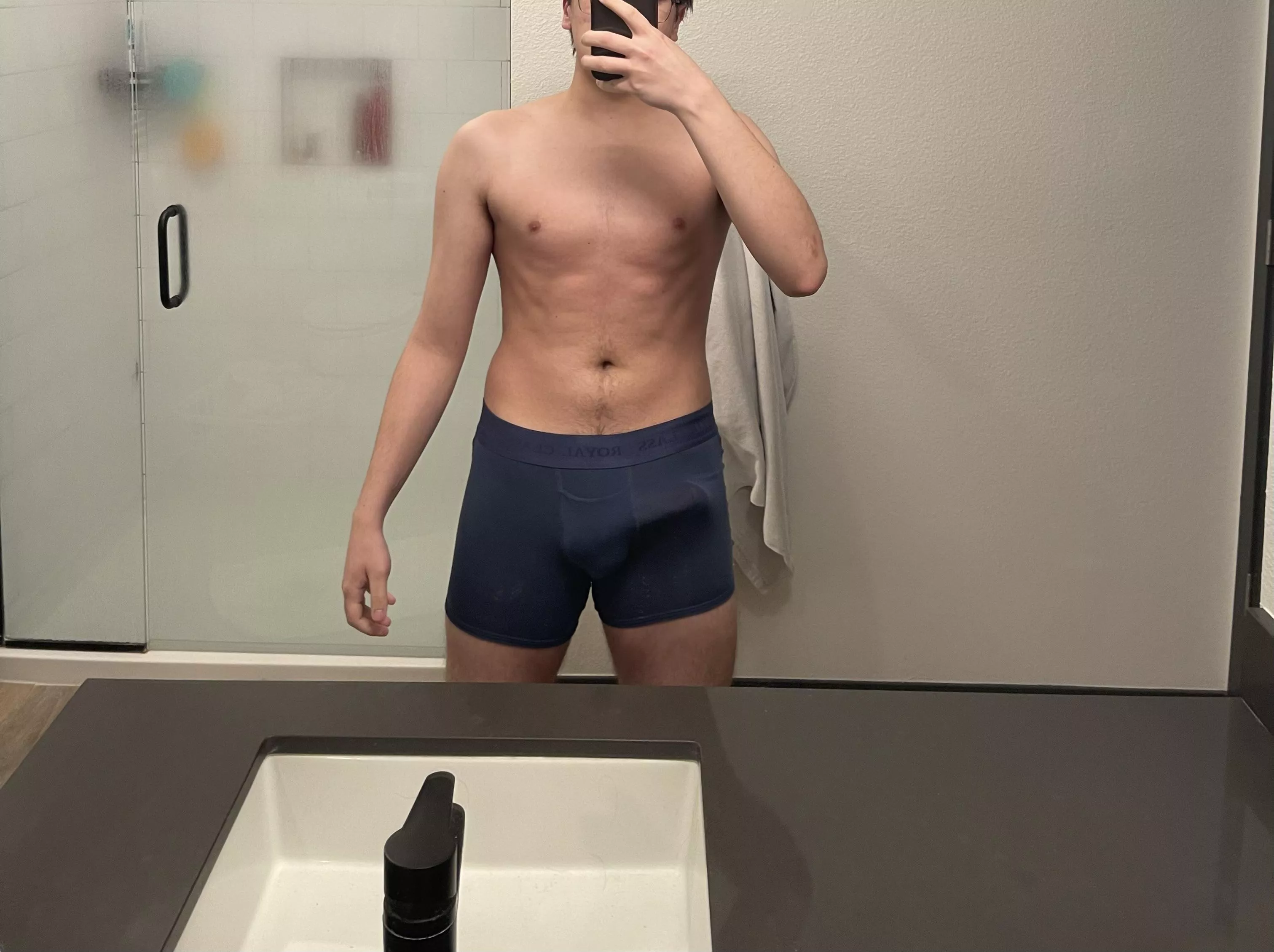 I love when my bulge shows through my pants, such a confidence booster