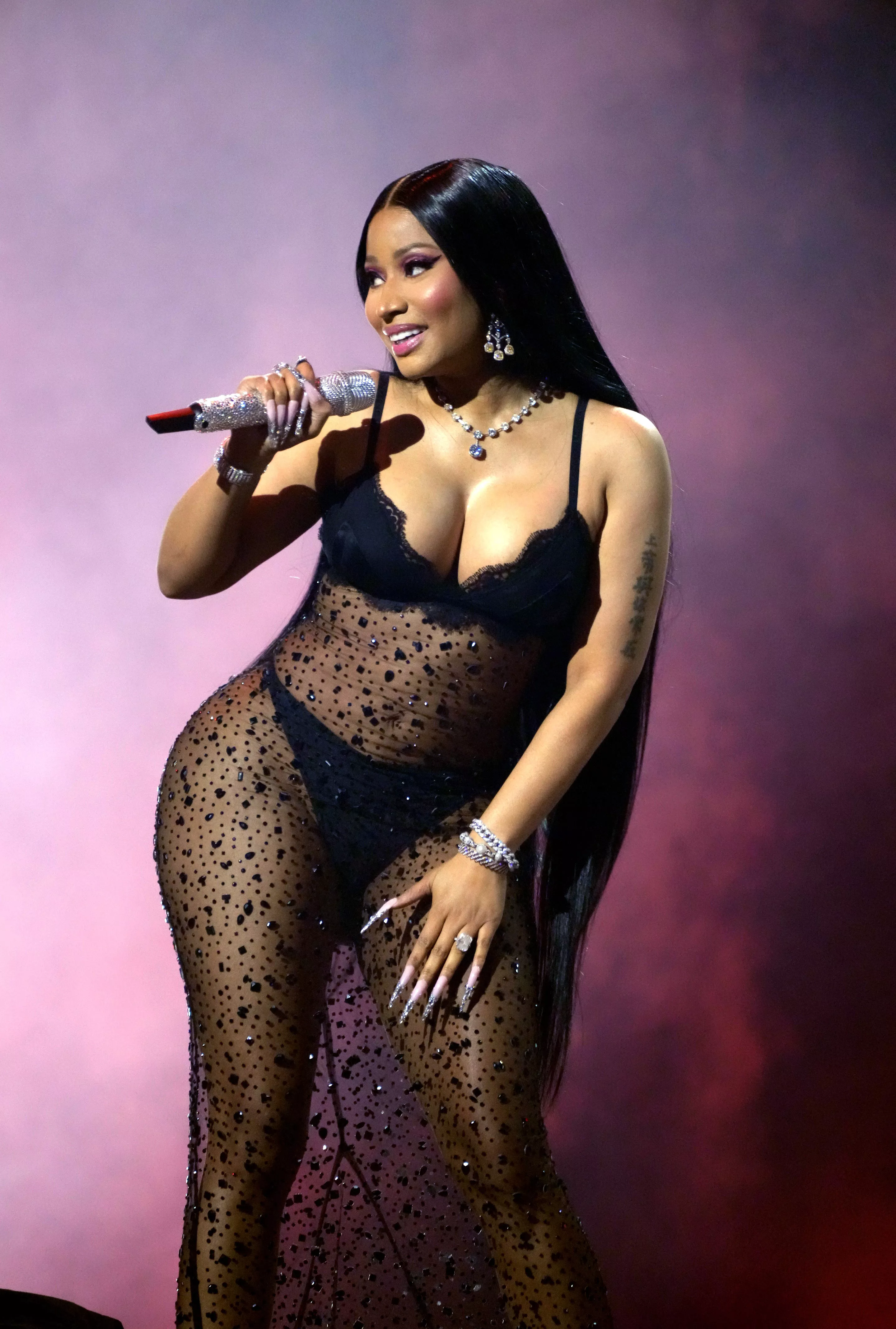 I'd love to get bi with a Bud, for Nicki Minaj!