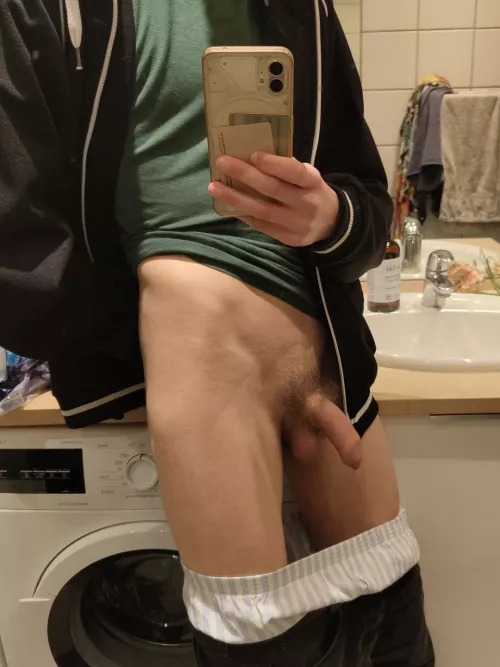 Love young soft cocks🍆💦