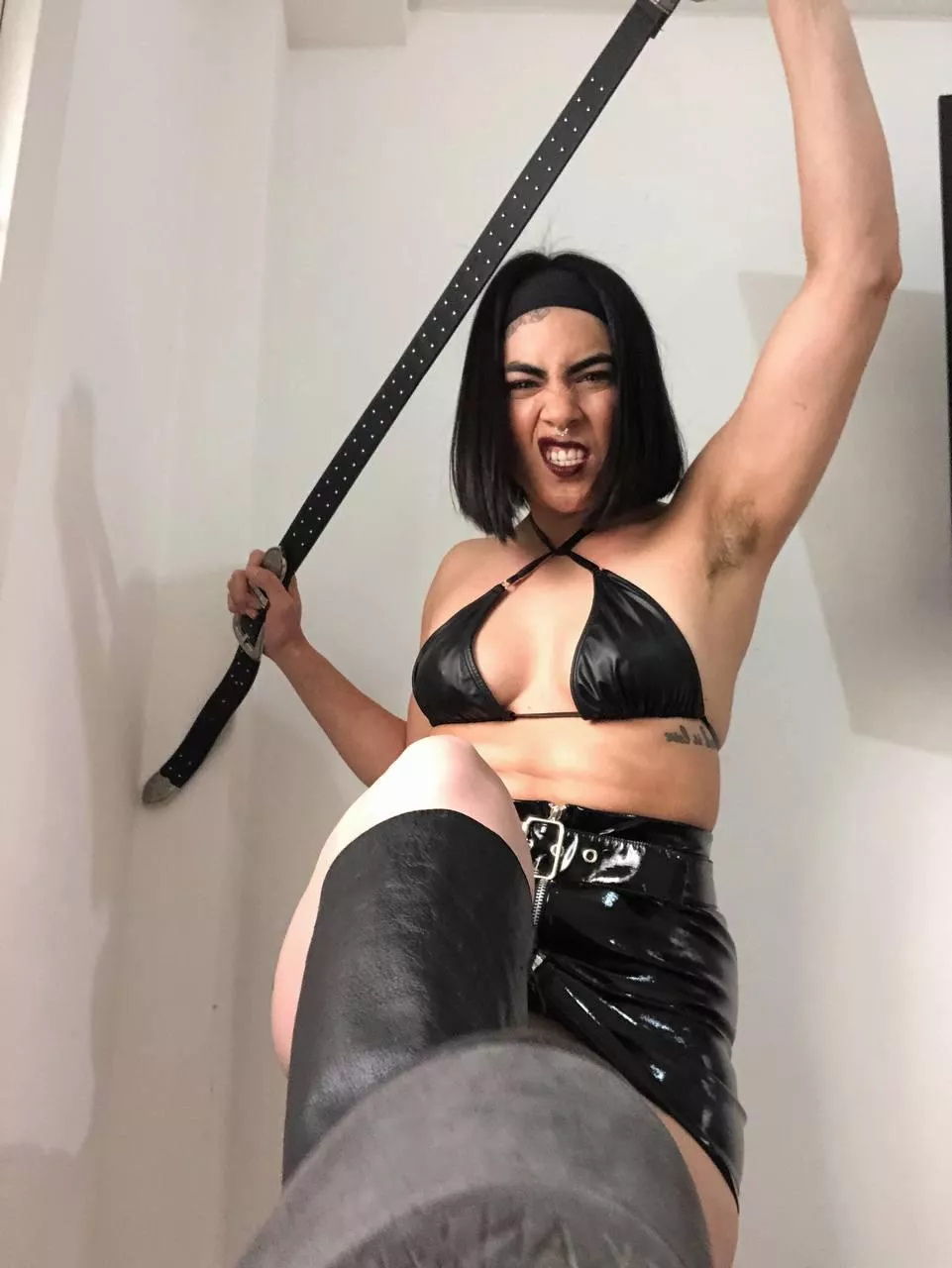 My armpits are super hairy this time , should I shave them ? I honestly like the way they are