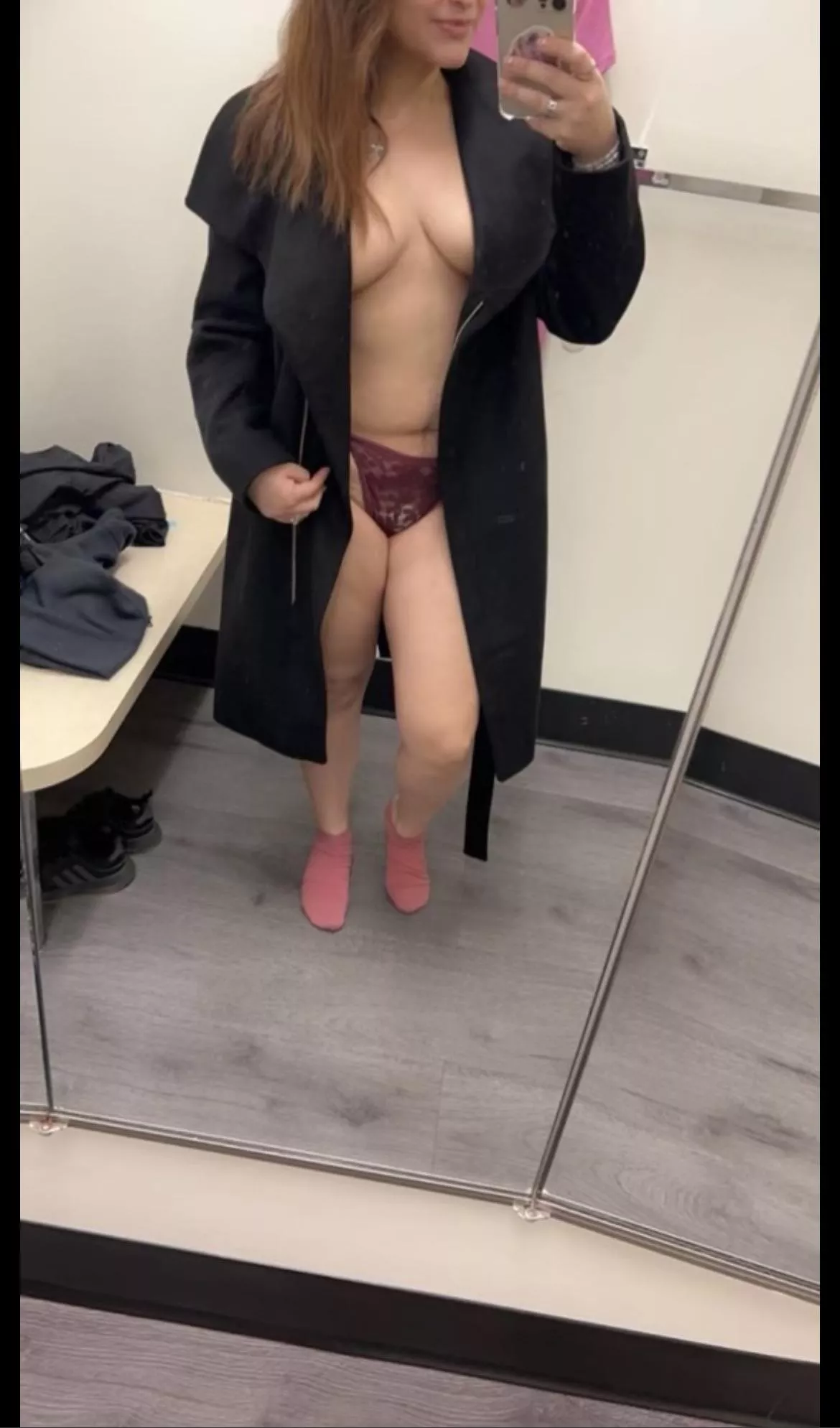 Old pic shopping for a coat