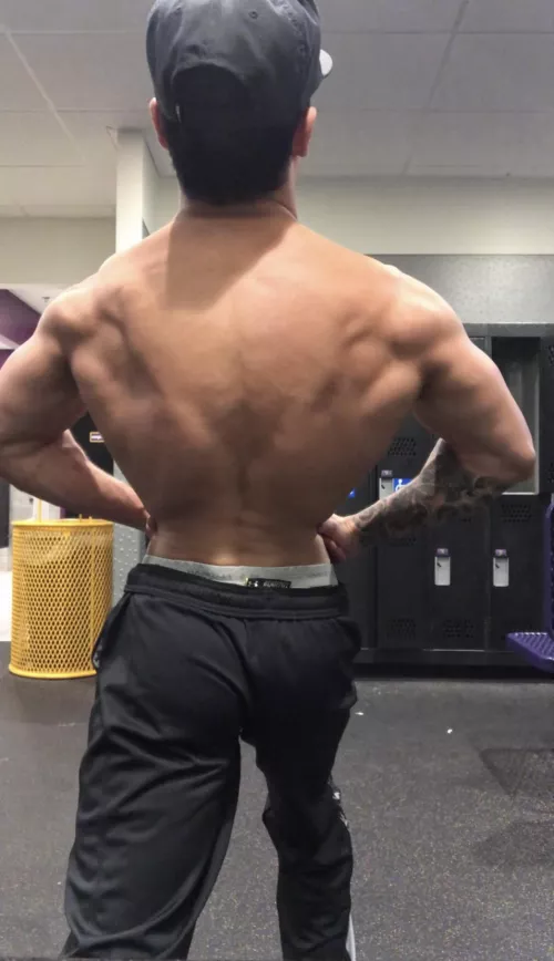 Forearms are a lil hidden but I hope you can see how pumped they are 🥰🥰