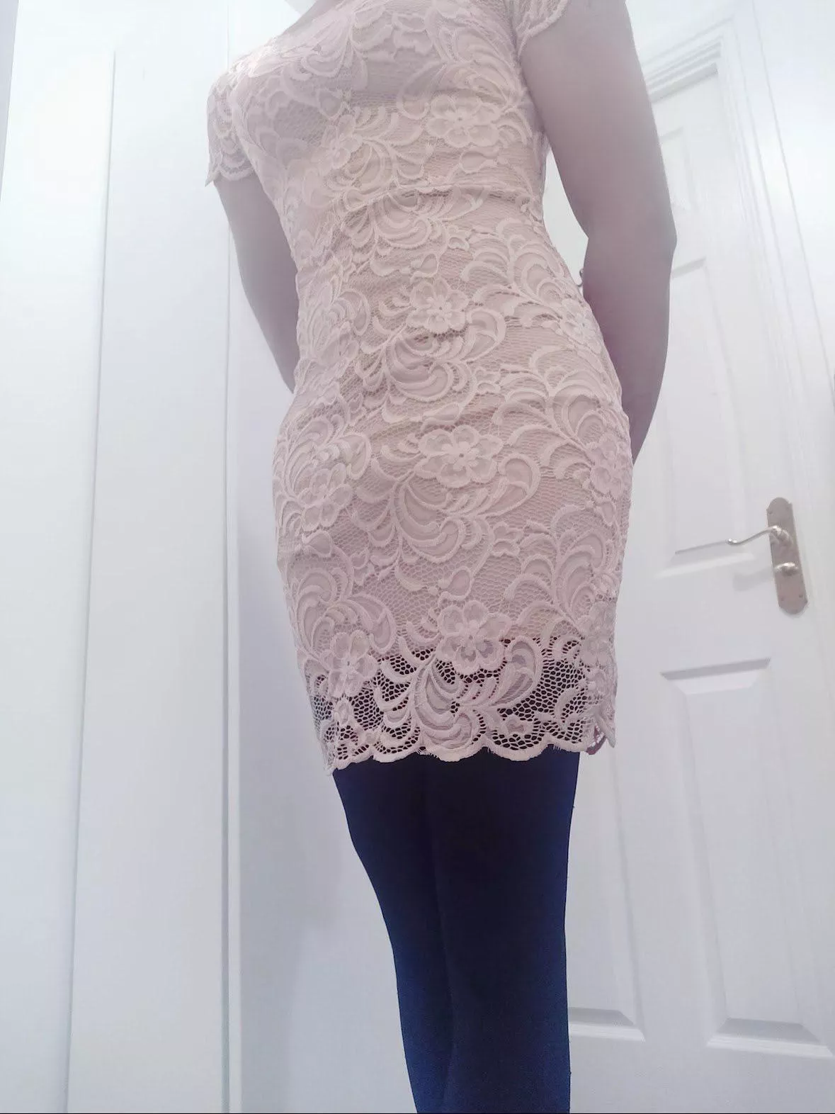 I miss wearing dresses like this 😭