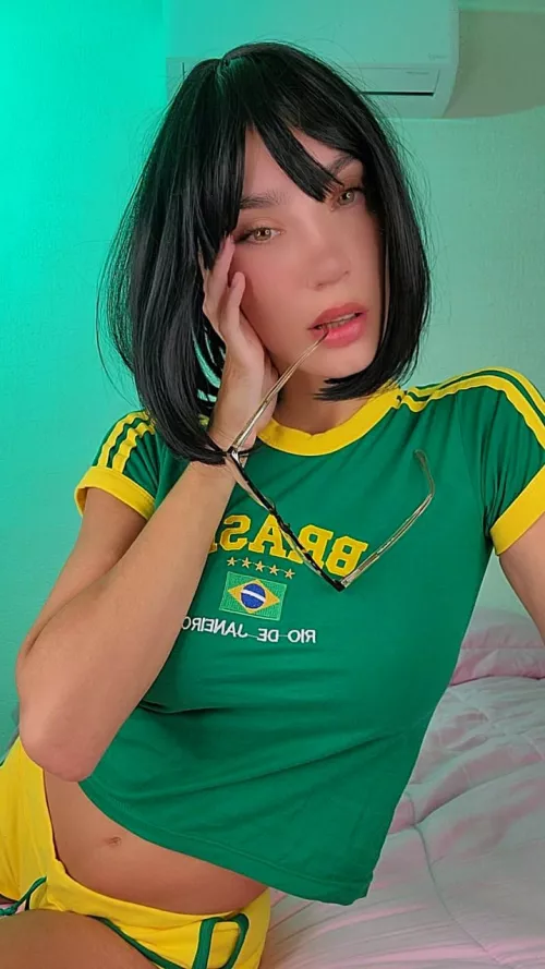 is it normal if i prefer older men over boys my age?