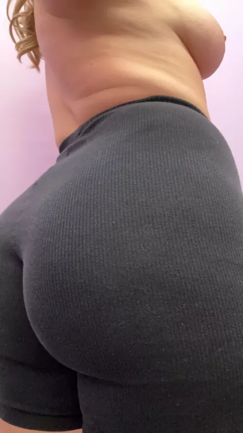 Showing off my mom curves 