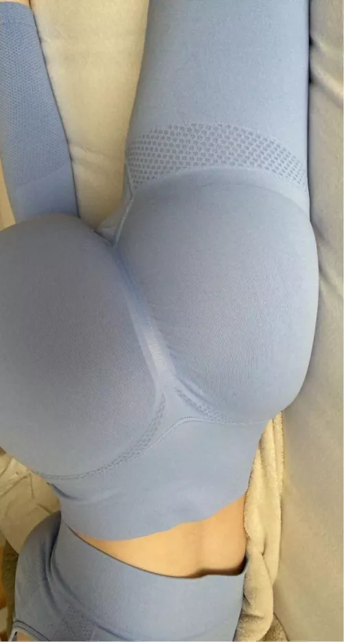 slap my booty for me