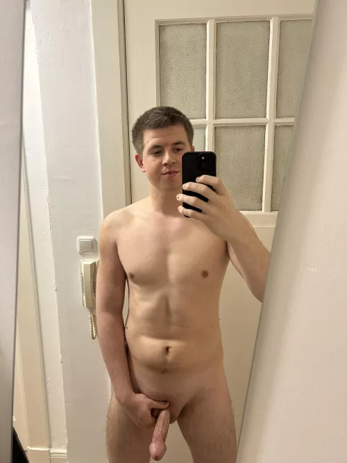 The shy guy from the gym isn‘t that shy at home!