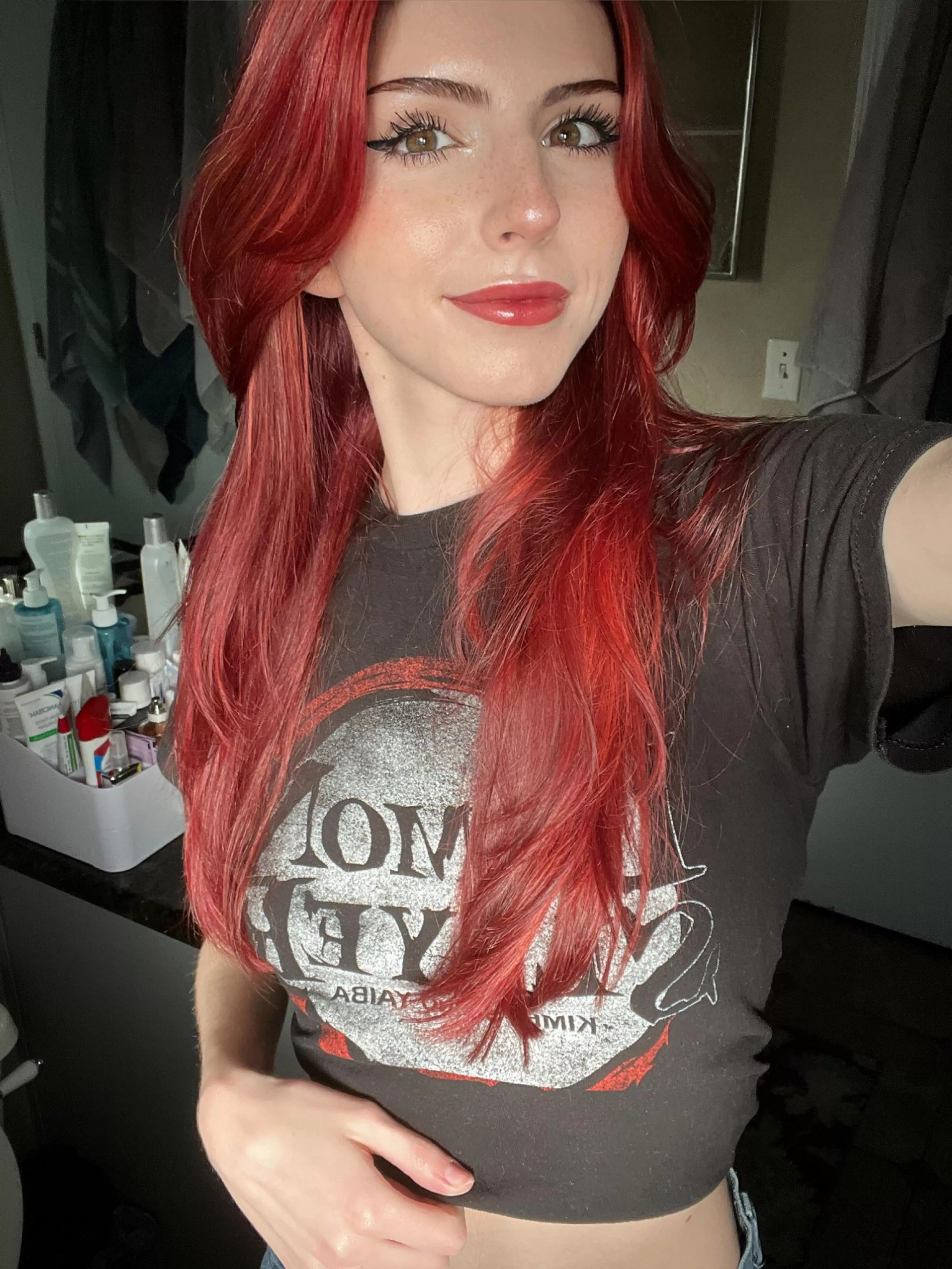 a little midriff never hurt anyone