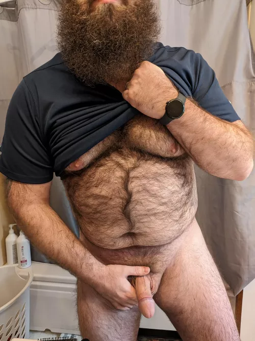 Hump day... Half way through the week, and a good excuse to do some humping. Whose gonna offer up a place to put this? 😏😈