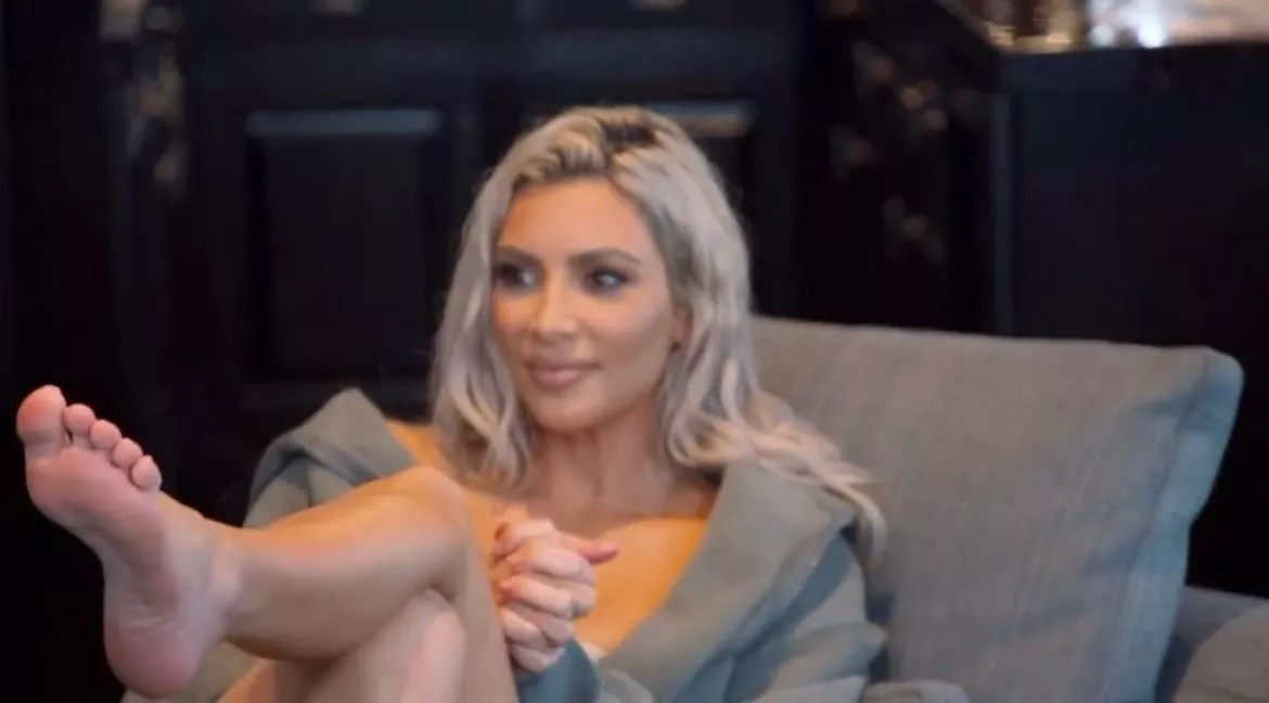 Kim’s feet