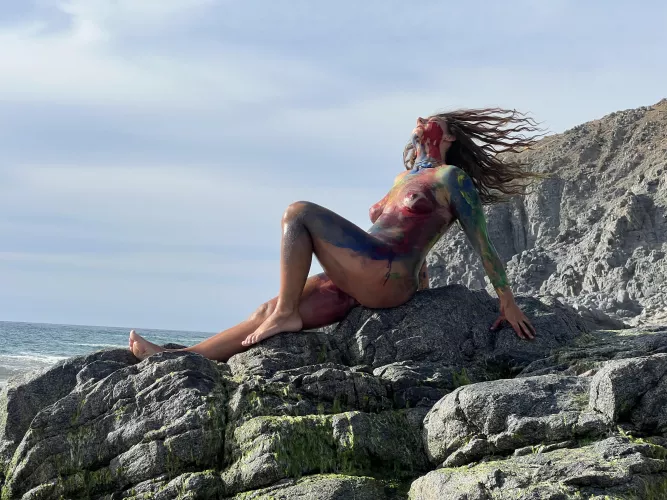 Love it when the wind catches my hair