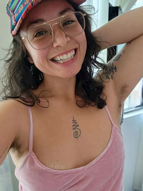 Musky pits smell so yum