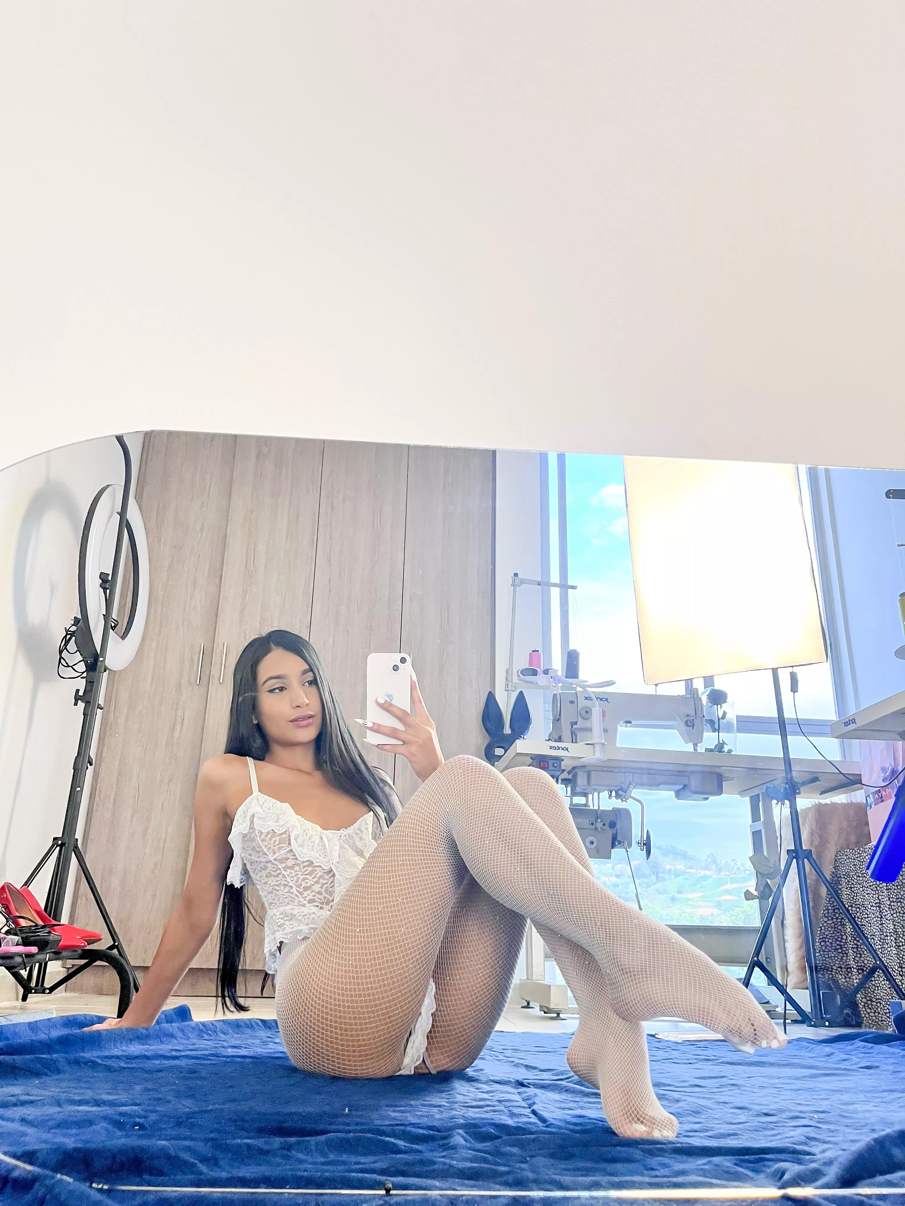 You won't be able to resist an anime girl