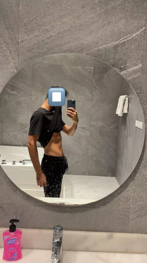 [33] Vers top wants to bottom for the first time