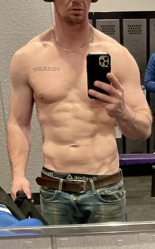 34 m how am I looking 