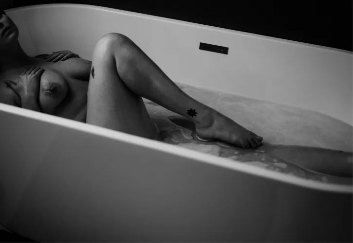 bathtub blues